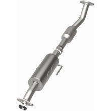 Cargar imagen en el visor de la galería, Magnaflow 2019 Toyota Corolla 2.0L Direct Fit Catalytic Converter