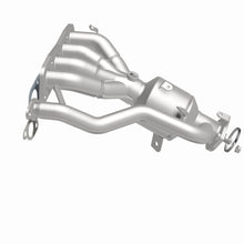 Cargar imagen en el visor de la galería, Magnaflow 18-19 Toyota Camry 2.5L Direct-Fit Catalytic Converter