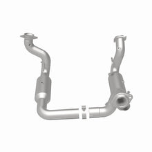 Cargar imagen en el visor de la galería, Magnaflow 20-22 Ford F-250 SD Single Underbody Direct Fit Cat Converter