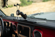 Cargar imagen en el visor de la galería, DV8 Offroad 18-23 Jeep Wrangler JL/20-23 Gladiator JT Device Dash Mount V2