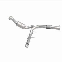 Cargar imagen en el visor de la galería, Magnaflow 18-21 Ford Expedition Right Underbody 3.5L Direct Fit Catalytic Converter