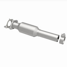 Cargar imagen en el visor de la galería, Magnaflow 09-11 Buick Lucerne Rear Underbody 3.9L Direct Fit Catalytic Converter