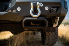 Cargar imagen en el visor de la galería, DV8 Offroad 19-24 Chevrolet/GMC 1500 Spec Series Rear Bumper