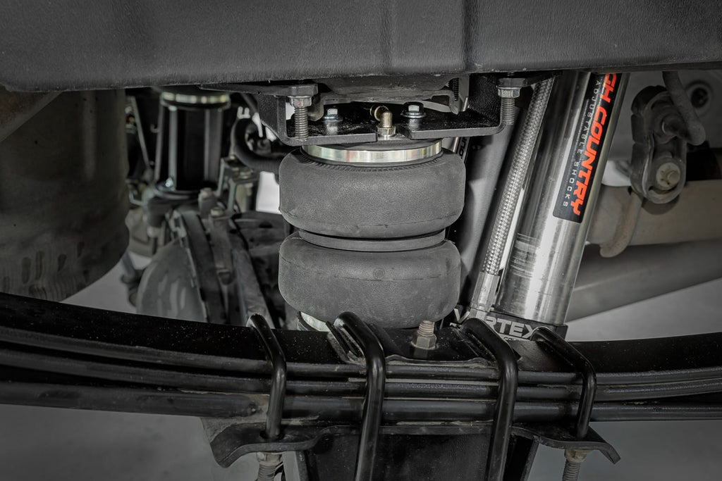 Air Spring Kit w/compressor Stock Height Wireless Controller Silverado/Sierra 1500 (19-25 Rough Country