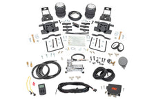 Cargar imagen en el visor de la galería, Air Spring Kit w/compressor Wireless Controller Ford F-250/F-350 Super Duty (05-16) Rough Country