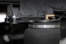 Cargar imagen en el visor de la galería, Air Spring Kit w/compressor Wireless Controller Ram 2500 4WD (2014-2025) Rough Country
