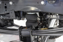 Load image into Gallery viewer, Air Spring Kit w/ compressor Ford F-250/F-350 Super Duty 4WD (2017-2026) Rough Country