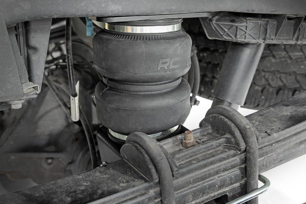 Air Spring Kit w/compressor Wireless Controller Ford F-250/F-350 Super Duty (17-26) Rough Country