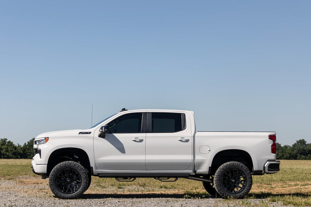 6 Inch Lift Kit M1 Struts/M1 Chevy Silverado 1500 4WD (2025-2026) Rough Country