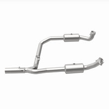 Cargar imagen en el visor de la galería, Magnaflow 09-13 Ford E-350 Super Duty V10 6.8 OEM Underbody Direct Fit Catalytic Converter
