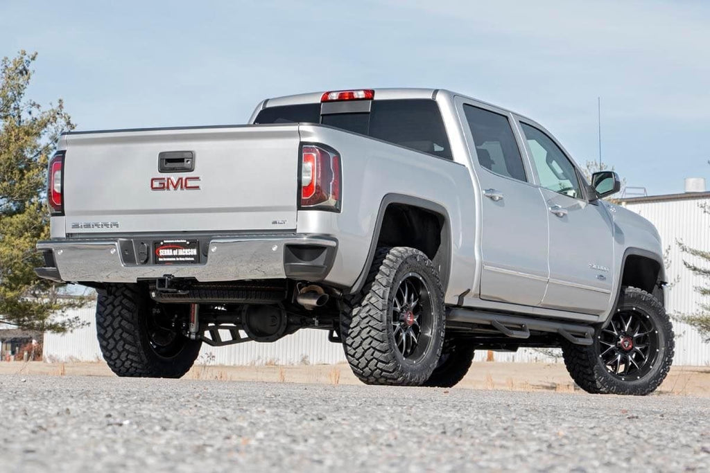 3.5 Inch Lift Kit Cast Steel LCA FR M1 Silverado/Sierra 1500 (14-18 & Classic) Rough Country