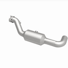 Cargar imagen en el visor de la galería, Magnaflow 18-21 Ford Expedition Left Underbody 3.5L Direct Fit Catalytic Converter