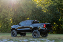 Cargar imagen en el visor de la galería, 6 Inch Lift Kit N3 Shocks Chevy/GMC Canyon/Colorado 4WD (2023-2026) Rough Country