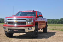 Cargar imagen en el visor de la galería, 2.5 Inch Lift Kit Alu/Cast Steel M1 Strut Silverado/Sierra 1500 (07-18) Rough Country