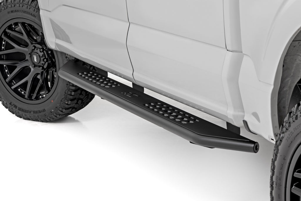 OV2 Running Boards Side Step Bars Crew Cab Ford F-150/Lightning/F-250/F-350 (15-26) Rough Country