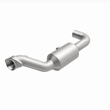 Cargar imagen en el visor de la galería, Magnaflow 18-21 Ford Expedition Left Underbody 3.5L Direct Fit Catalytic Converter