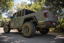 Cargar imagen en el visor de la galería, DV8 Offroad 20-24 Jeep Gladiator JT Rear Inner Fender Liners - Satin Black