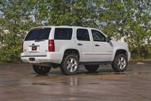 Cargar imagen en el visor de la galería, 3.5 Inch Lift Kit Forged UCAs Red Chevy/GMC SUV 1500 2WD/4WD (2007-2020) Rough Country