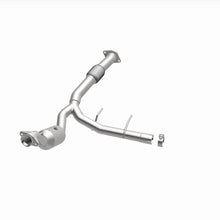 Cargar imagen en el visor de la galería, Magnaflow 18-21 Ford Expedition Right Underbody 3.5L Direct Fit Catalytic Converter