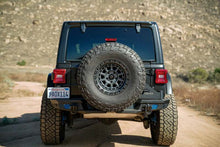 Cargar imagen en el visor de la galería, DV8 Offroad 18-23 Jeep Wrangler JL MTO Series Bumper Spare Tire Swing Gate