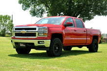 Cargar imagen en el visor de la galería, 2014_chevy_gmc_2_5_in_suspension_lift_2_mini_1.jpg