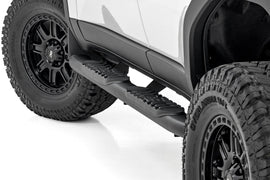 Oval Nerf Steps Black Toyota Land Cruiser 4WD (2024-2026) Rough Country