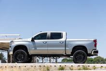 Load image into Gallery viewer, 6 Inch Lift Kit M1 Struts/M1 Chevy Silverado 1500 4WD (2019-2024) Rough Country