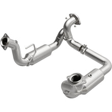 Cargar imagen en el visor de la galería, Magnaflow 20-22 Ford F-250 SD Single Underbody Direct Fit Cat Converter