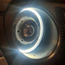 Cargar imagen en el visor de la galería, Oracle Oculus Bi-LED Projector Headlights for Jeep JL/Gladiator JT - Matte Blk - 5500K SEE WARRANTY