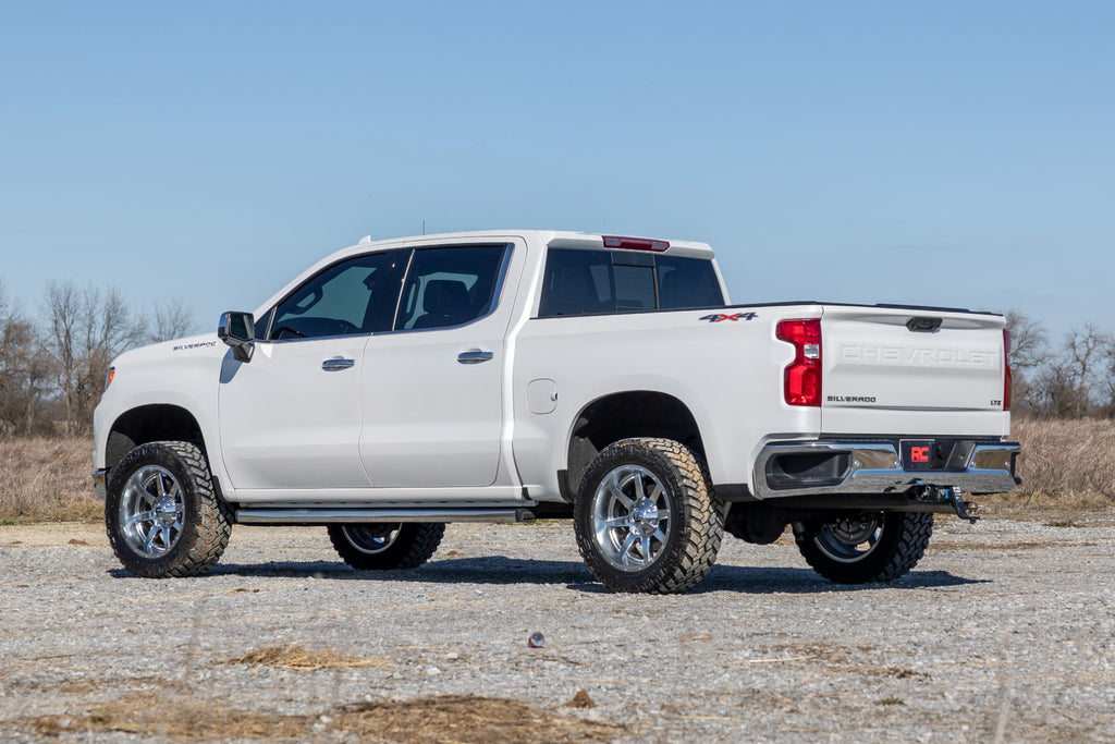 3.5 Inch Lift Kit N3 Struts Rear Mono Leaf Red Chevy Silverado 1500 (25-26) Rough Country