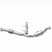 Cargar imagen en el visor de la galería, Magnaflow 18-21 Ford Expedition Right Underbody 3.5L Direct Fit Catalytic Converter
