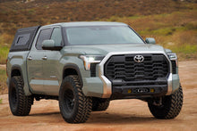 Cargar imagen en el visor de la galería, DV8 - 2022 Toyota Tundra Centric Series Front Bumper