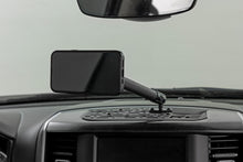 Cargar imagen en el visor de la galería, Dash Mount 10 Inch Mag Safe Mount Kit 8in Screen Ram 1500 2WD/4WD (19-26) Rough Country