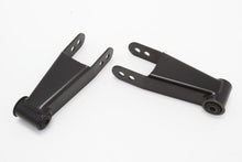 Load image into Gallery viewer, McGaughy's 1-2 Inch Drop Shackles 2002-2010 Silverado/Sierra 2500/3500 2WD/4WD