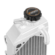 Cargar imagen en el visor de la galería, User 3