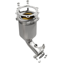 Cargar imagen en el visor de la galería, Magnaflow 2004 Nissan Quest CARB Compliant Direct Fit Cat Converter