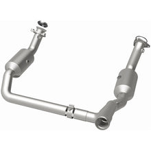 Cargar imagen en el visor de la galería, Magnaflow 19-20 GMC Sierra 1500 Single Underbody 4.3L/5.3L Direct Fit Catalytic Converter