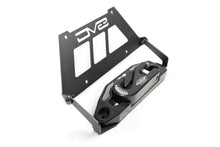 Cargar imagen en el visor de la galería, DV8 Offroad Fairlead Mounted Flip-Up License Plate Bracket