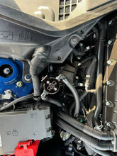 Cargar imagen en el visor de la galería, J&amp;L 2024 Ford Mustang GT w/ Whipple Supercharger Oil Separator 3.0 PCV Side - Black Anodized