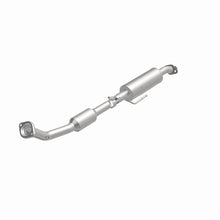 Cargar imagen en el visor de la galería, Magnaflow 2019 Toyota Corolla 2.0L Direct Fit Catalytic Converter