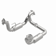 Cargar imagen en el visor de la galería, Magnaflow 20-22 Ford F-250 SD Single Underbody Direct Fit Cat Converter