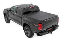 Cargar imagen en el visor de la galería, Soft Tri-Fold Bed Cover 5 Foot Bed Chevy/GMC Canyon/Colorado 2WD/4WD (23-26) Rough Country