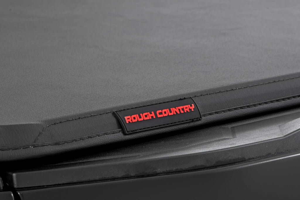 Soft Tri-Fold Bed Cover 5 Foot Bed Chevy/GMC Canyon/Colorado 2WD/4WD (23-26) Rough Country