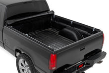 Cargar imagen en el visor de la galería, Soft Roll Up Bed Cover 6 Foot 7 Inch Bed Silverado/Sierra 1500 (00-06 &amp; Classic) Rough Country
