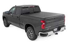 Load image into Gallery viewer, Soft Roll Up Bed Cover 6 Foot 7 Inch Bed Chevy/GMC Sierra 1500 (19-26)/Silverado 1500 (19-26) Rough Country