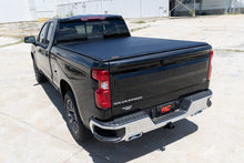 Load image into Gallery viewer, Soft Roll Up Bed Cover 6 Foot 7 Inch Bed Chevy/GMC Sierra 1500 (19-26)/Silverado 1500 (19-26) Rough Country