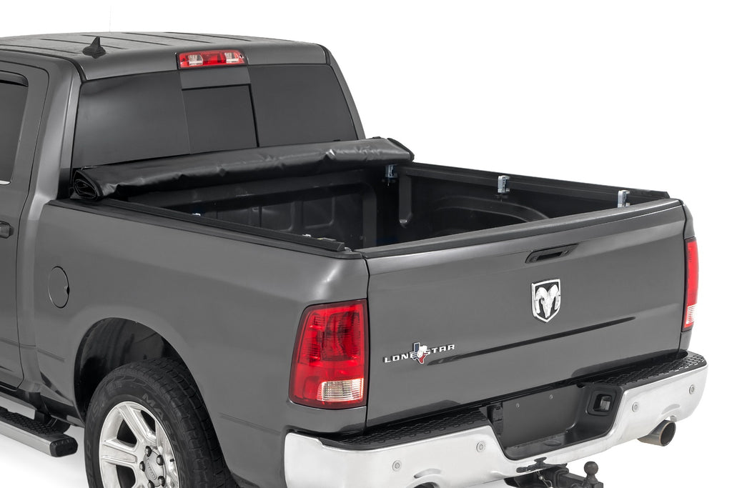 Soft Roll Up Bed Cover 5 Foot 7 Inch Bed Ram 1500 (09-18)/2500 (11-26) Rough Country
