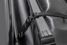 Cargar imagen en el visor de la galería, Soft Roll Up Bed Cover 5 Foot Bed Nissan Frontier 2WD/4WD (2005-2021) Rough Country
