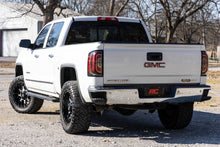 Load image into Gallery viewer, RPT2 Running Boards Crew Cab Silverado/Sierra 1500/2500HD/3500HD (07-18 &amp; Classic) Rough Country