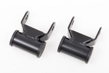 Load image into Gallery viewer, McGaughy's 2 Inch Drop Shackles 2002-2008 Dodge Ram 1500 Truck 2WD